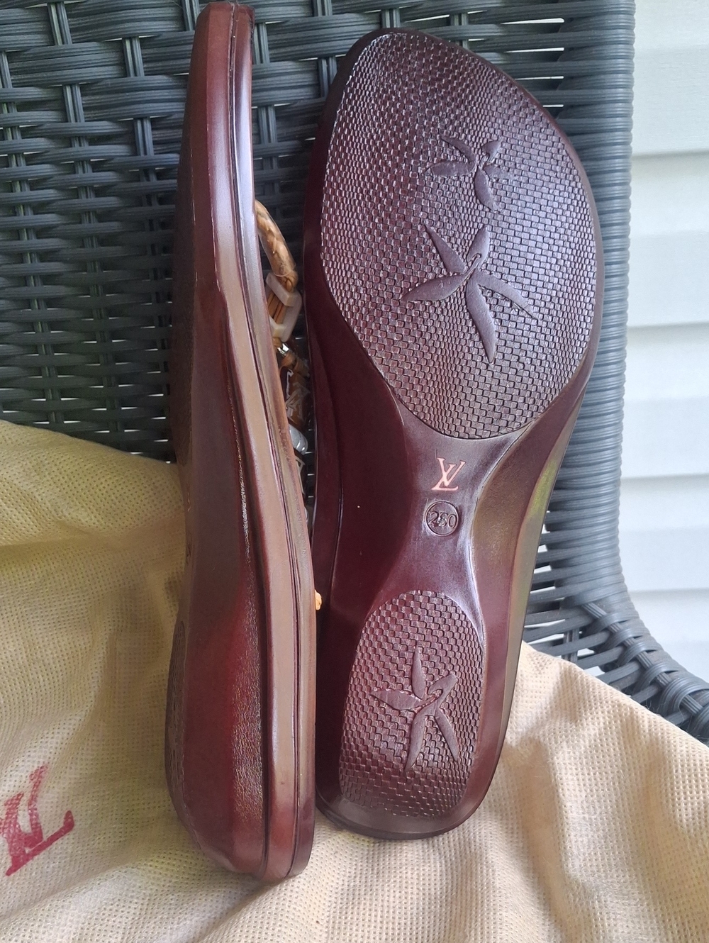 Fashion Inspired Brown and Tan rubber Beaded Thong Sandals - Picture 5 of 5